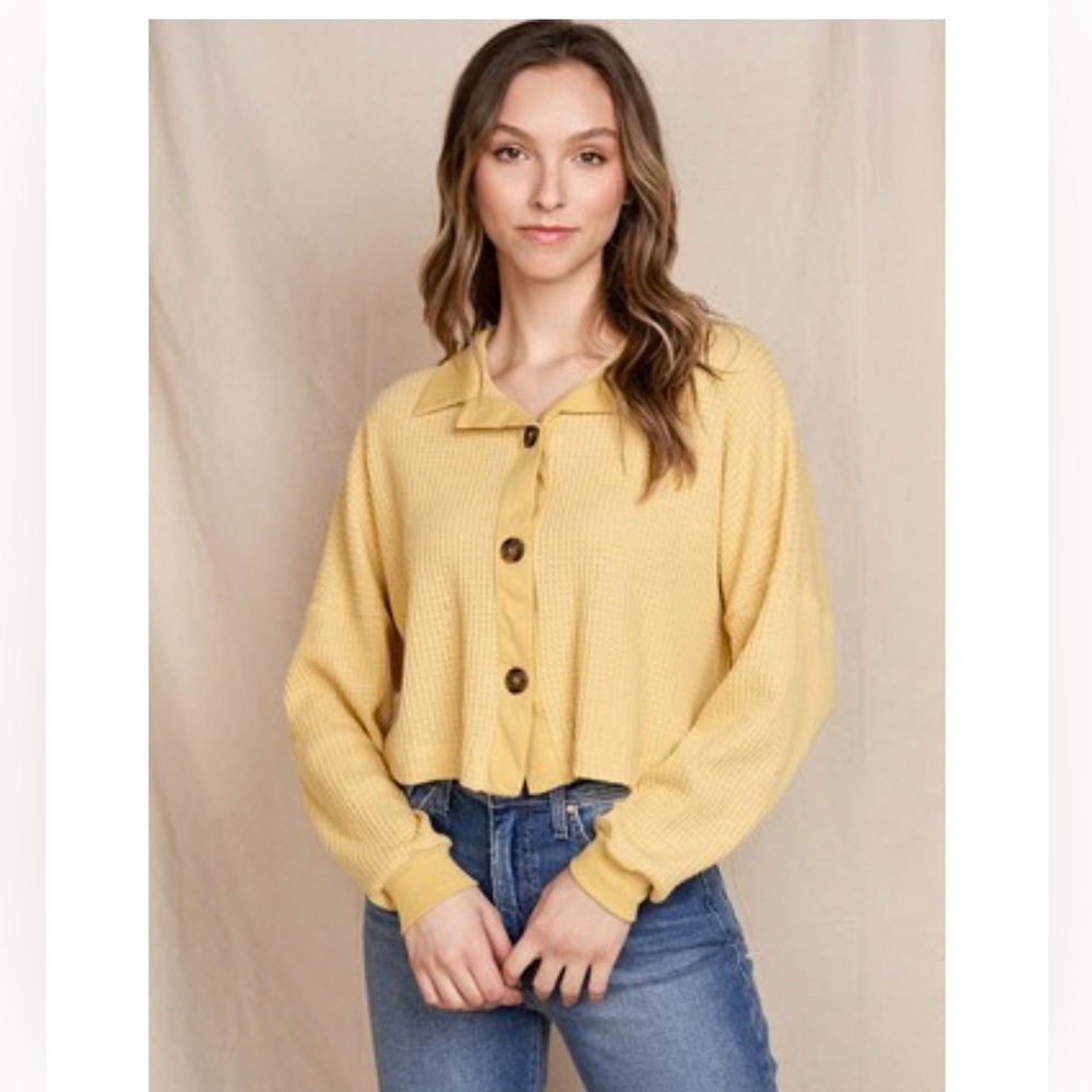 Carly Jean Los Angeles Andi cropped Waffle knit button cardigan size M